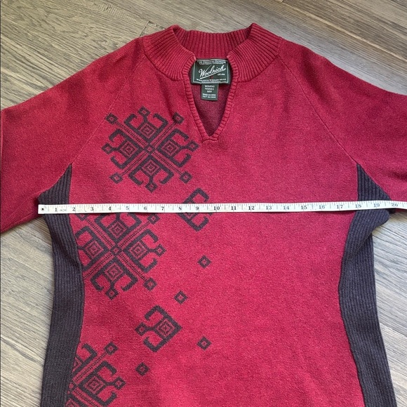 Woolrich | Deep Ruby 100% Cotton Nordic Snowflake V-Neck Sweater Size Medium - Picture 6 of 11